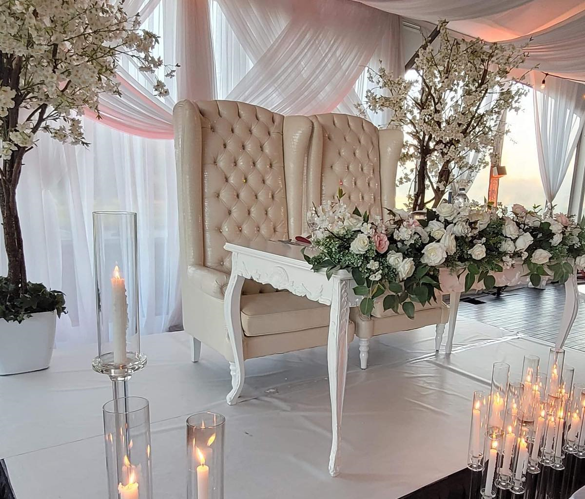 Table baroque blanche / White Baroque Table
