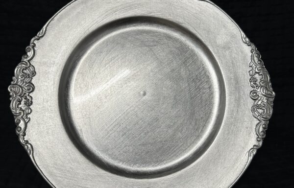 Sous-Assiettes & Ronds à Serviettes / Charger Plates & Napkin Rings