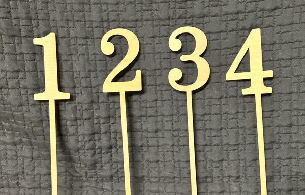 Numéros de table – Bois / Table Numbers – Wood